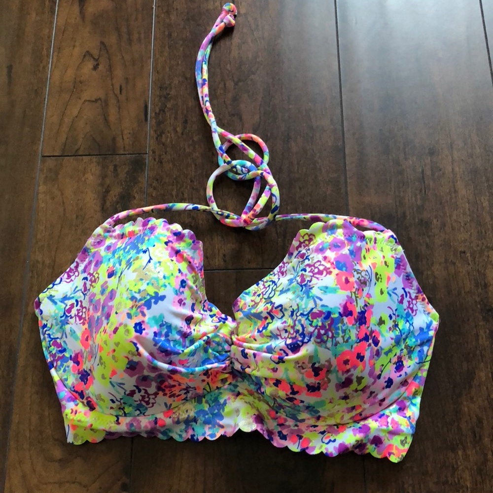 VS bikini top